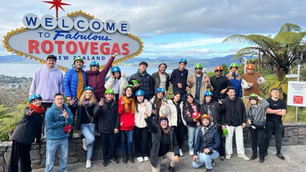 北極星遊學留學 出國體驗生活 紐西蘭 經驗分享 學生團體照